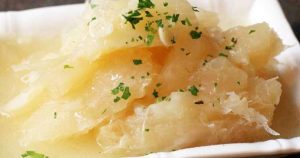 what is yuca con mojo? yuca
